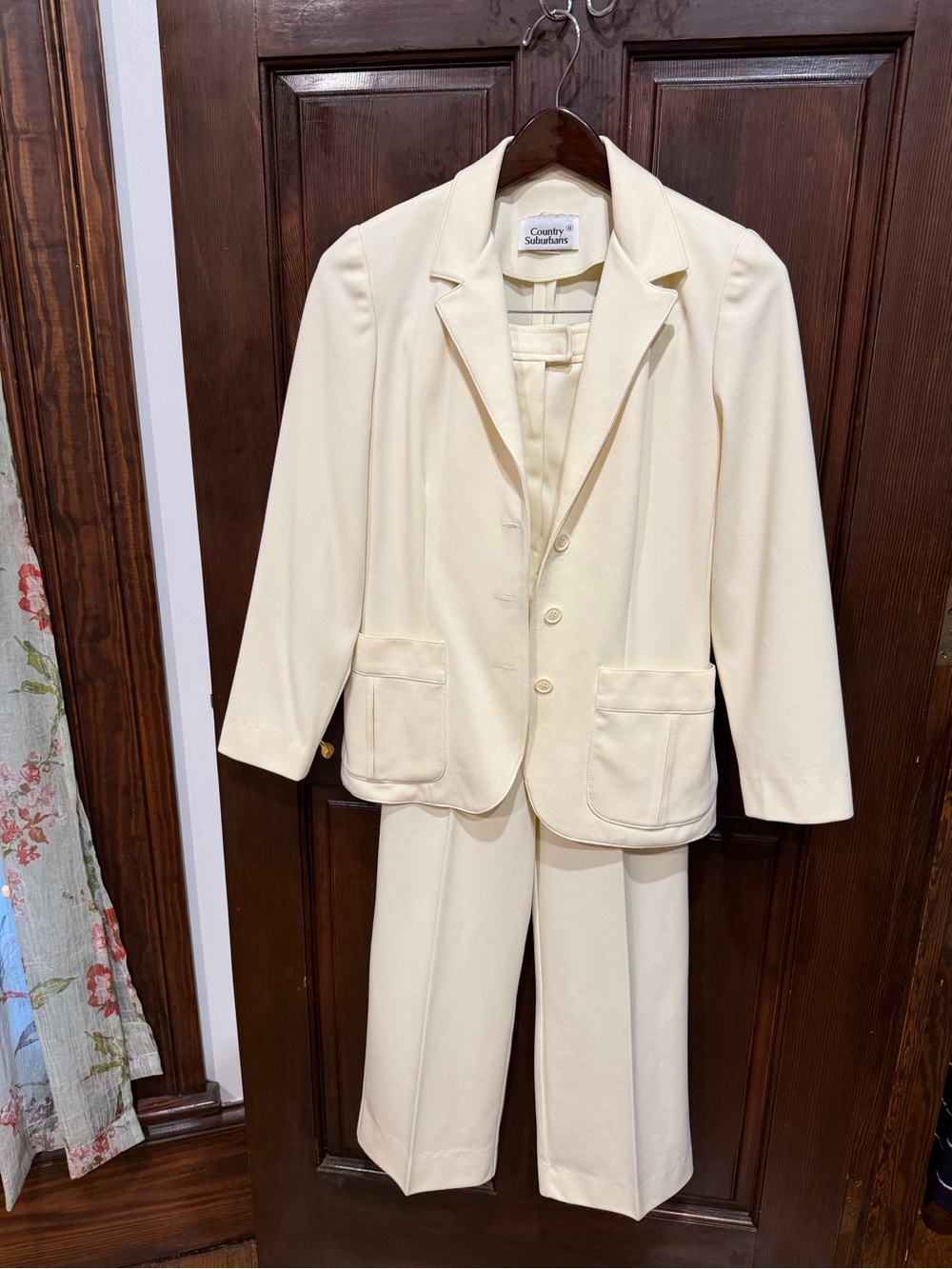 Vintage Country Suburbans Cream Jacket and Pants Set